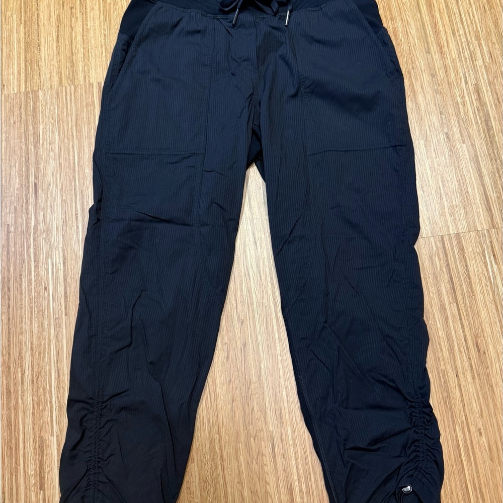 NWOT lululemon athletica Women's Black Dance Studio Pants